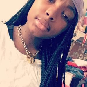 Meet your Posher, Colby